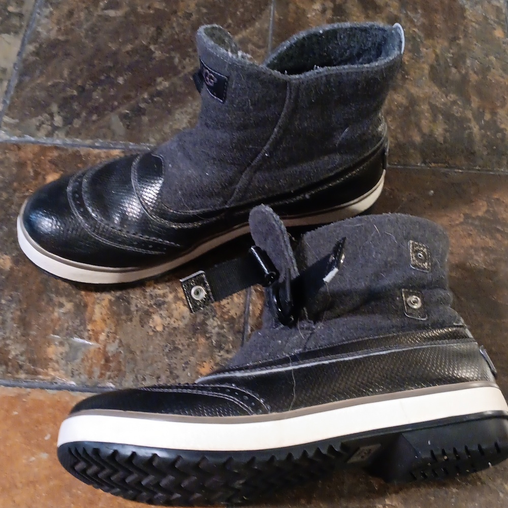 UGG boots size 41